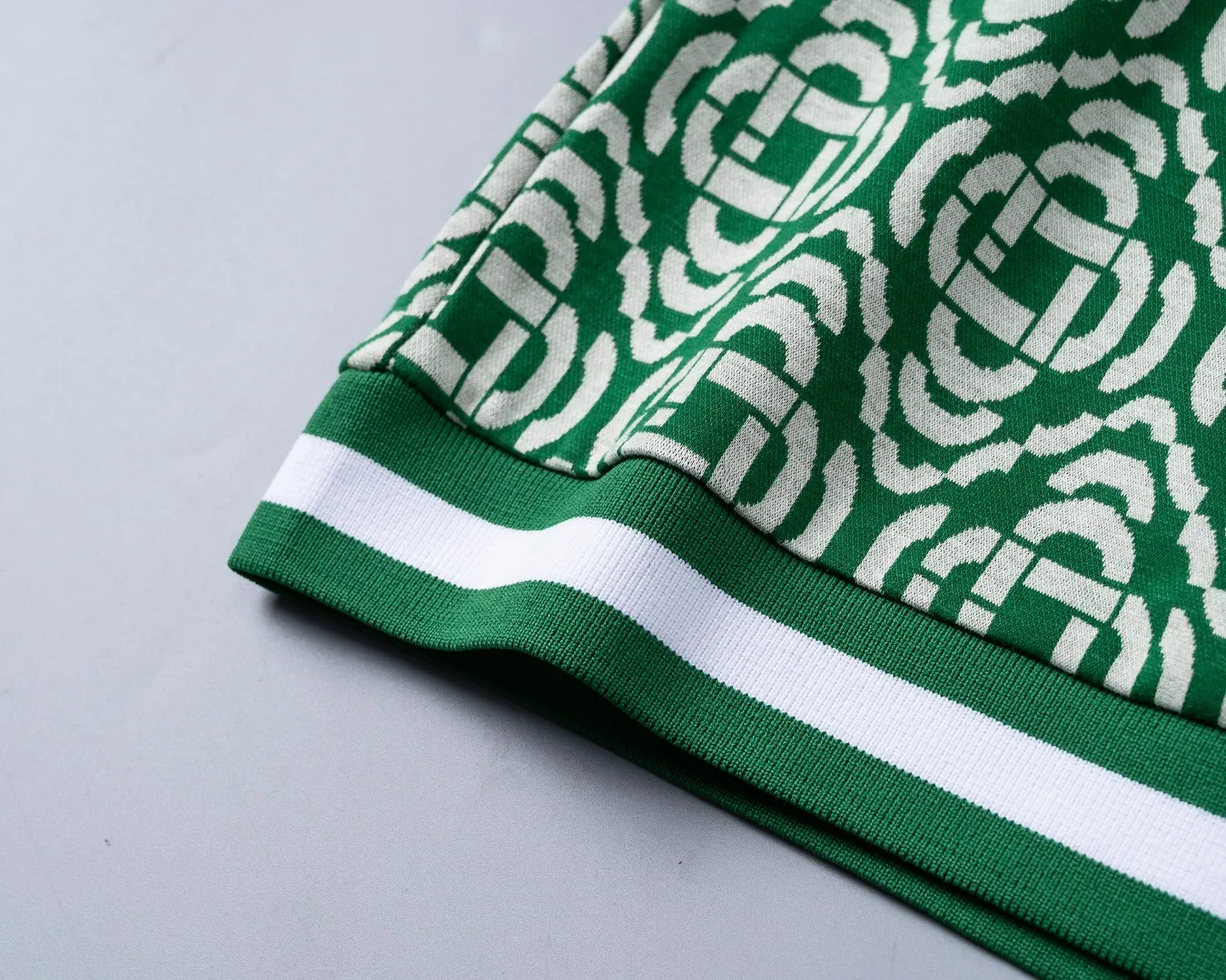 6651# 2026 spring and summer New Arrival men's lapel short-sleeved shorts suit, knitted jacquard fabric, fashionable and handsome style, comfortable fabric, rigorous workmanship, and neat wiring. Good upper body effect·Sizes M-3XL Green